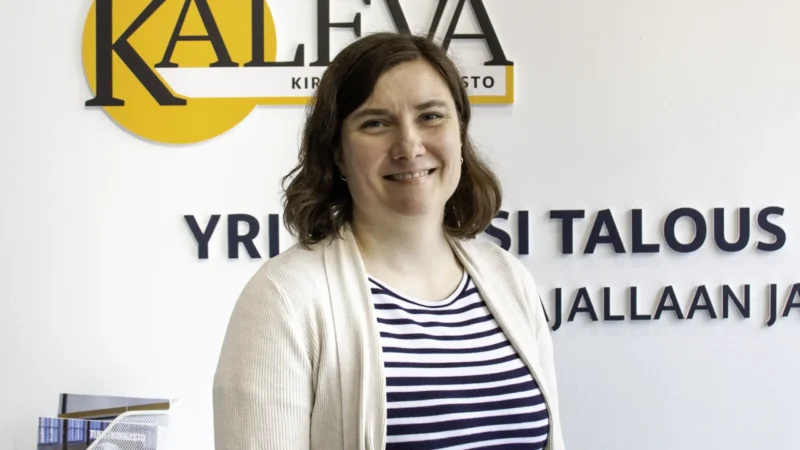 Kalevalaiset esittelyssä: Outi Huhdankorpi