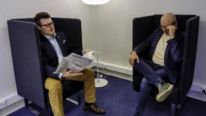 Read more about the article Kaupparekisterin jatkuva ruuhka – Anna Avainhenkilön riipaiseva tarina